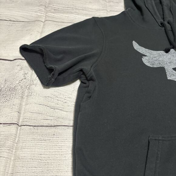 Under Armour Project Rock Mens Size Medium Terry Short Sleeve Hoodie Shirt - Picture 4 of 7